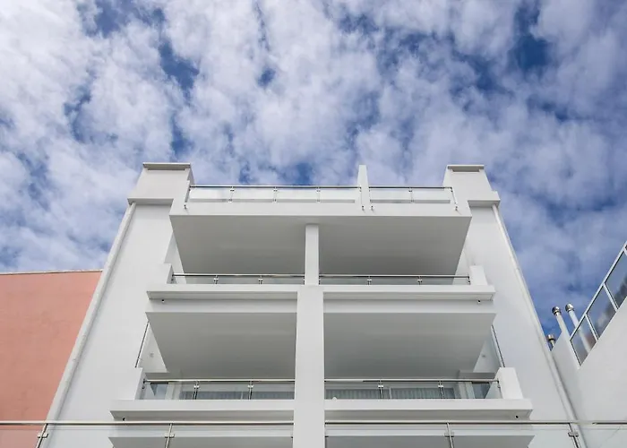 Market Place 아파트 *