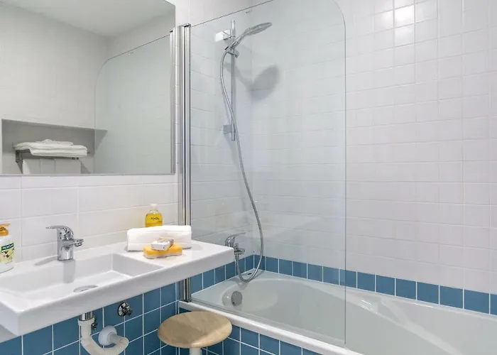 Apartment Market Place